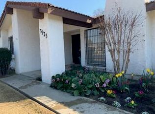 3923 W Hillsdale Ct, Visalia, CA 93291