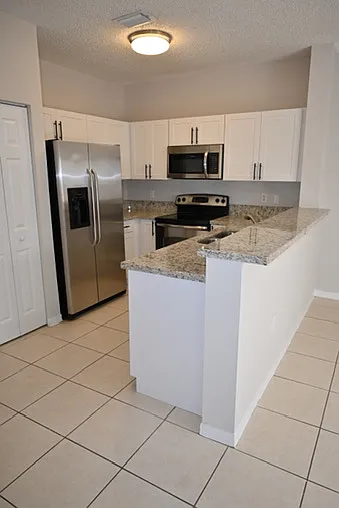 2202 SE 23rd Ter — Photo 13