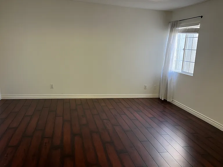 15332 Weddington St #2 — Photo 13