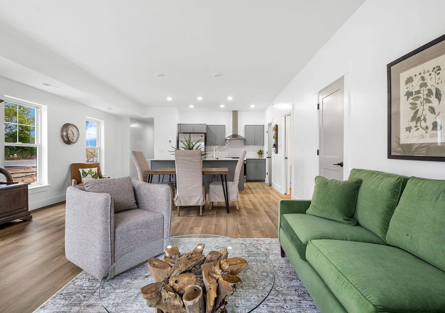 NorthWest TownHomes — Photo 2