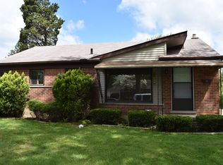 31200 Westfield St, Livonia, MI 48150