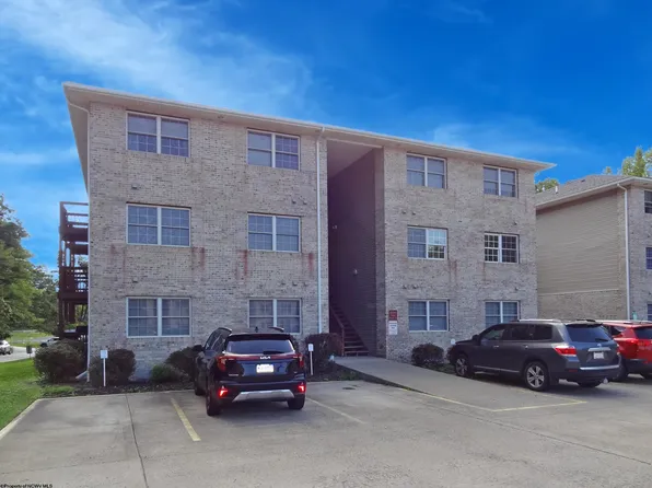 113 Creekside Dr, Morgantown, WV 26508