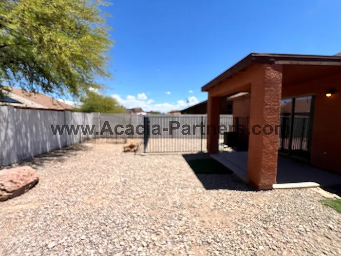 2145 E Calle Gran Desierto — Photo 16