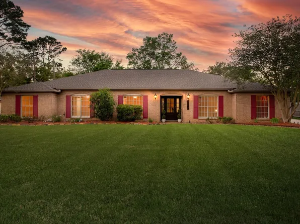 6085 Ventura Ln, Beaumont, TX 77706