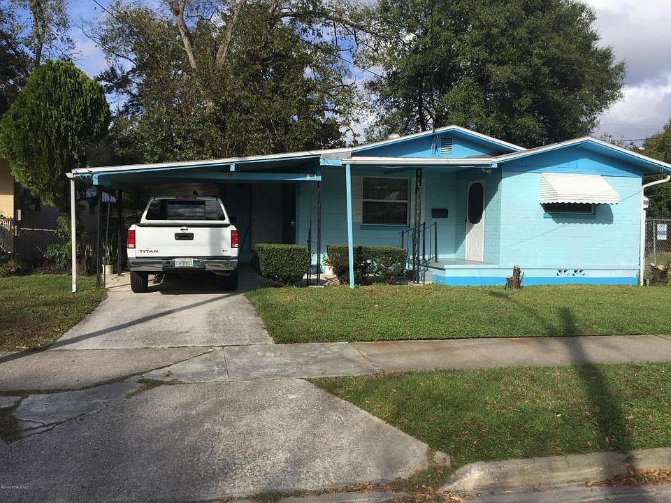 1st image of 1813 W 25th St