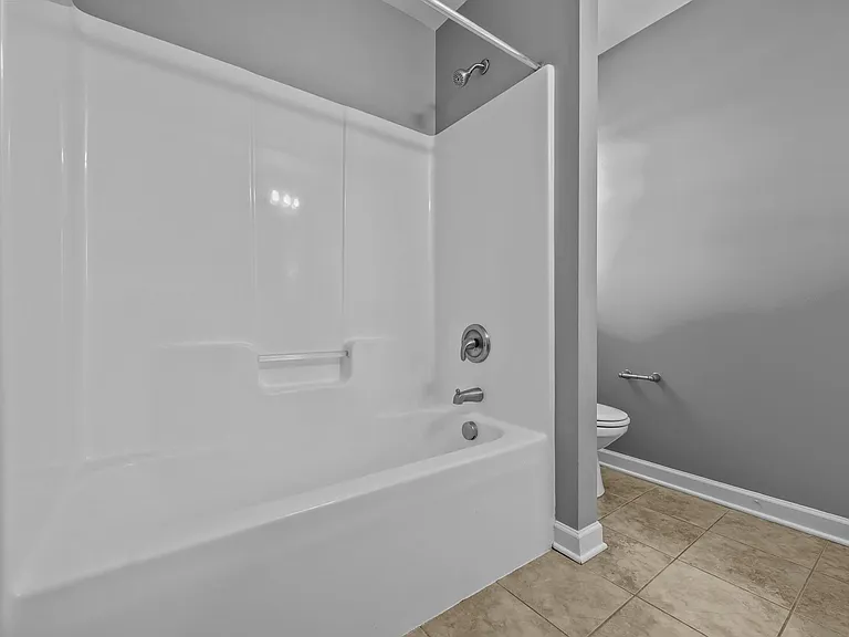 210 Wedgefield Cir — Photo 23