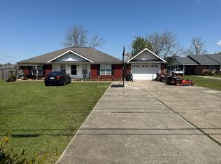 7560 One Mile Rd, Irvington, AL 36544