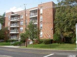 100 Brooklyn Ave APT 2V, Freeport, NY