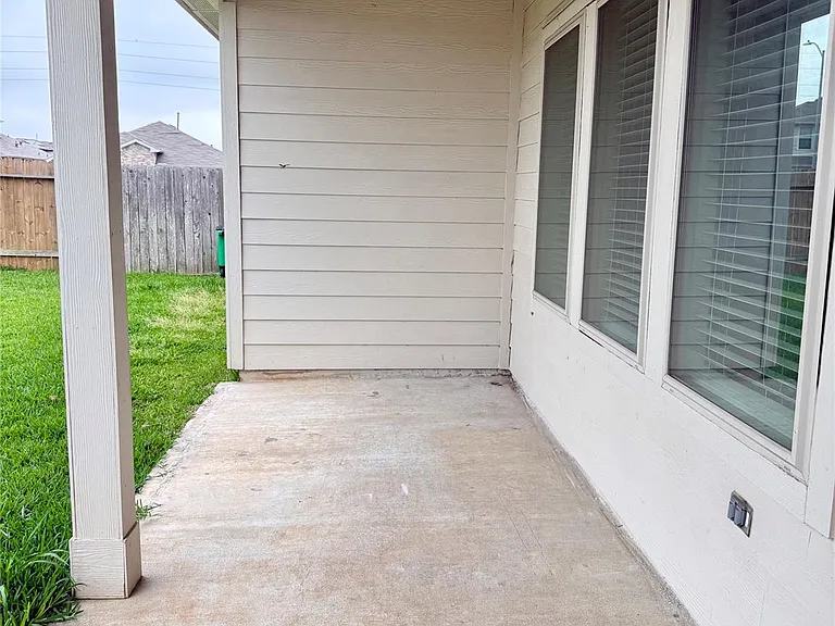 4406 Andorno Dr — Photo 10