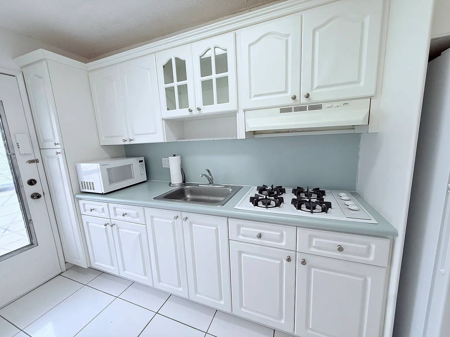 1 bed, 692 sqft, $1,500 — Photo 3