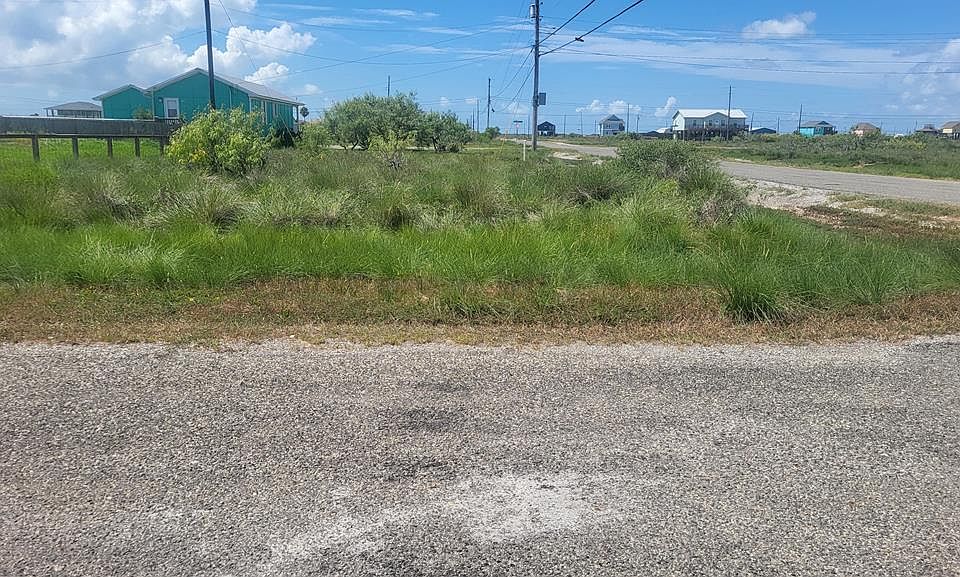 1st image of 245 W Club Oak Ln