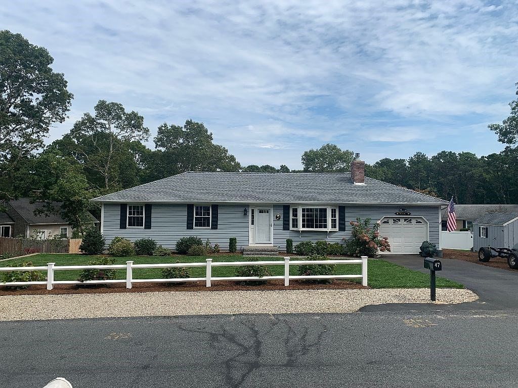 47 McNamara Ave, West Yarmouth, MA 02673 Zillow
