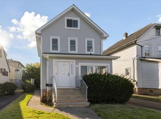 36 Livingston Ave #1, Lyndhurst, NJ 07071