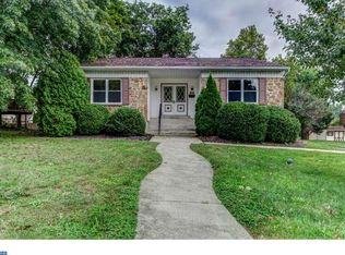 909 Stewart Ave, Springfield, PA 19064