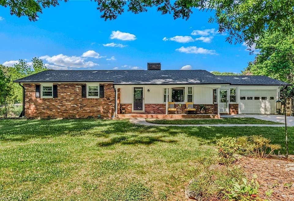 1st image of 3000 Wonderwood Dr