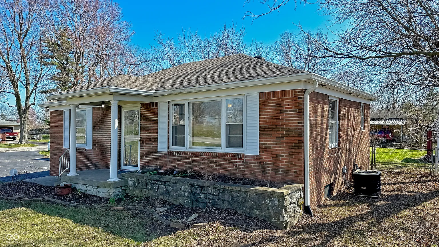 7385 E Troy Ave photo 1