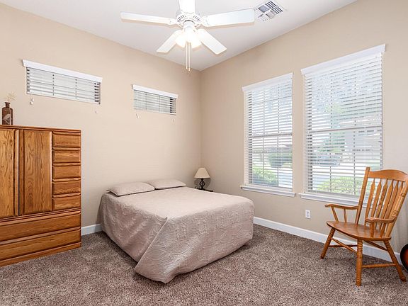 3rd image of 15847 W Glenrosa Ave