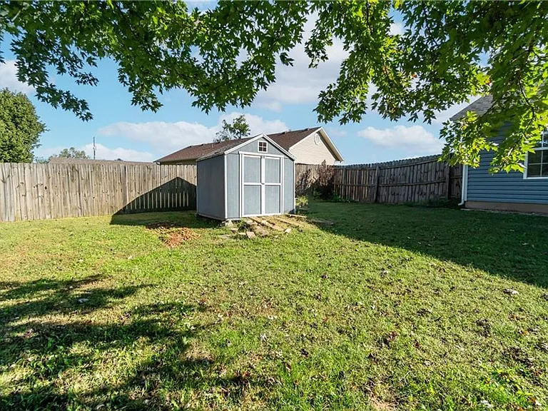 2551 Turner Way — Photo 13