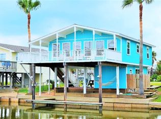 22121 Zapata Dr, Galveston, TX 77554