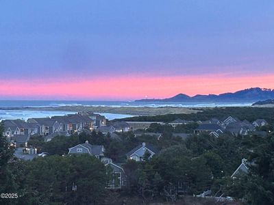 117 SW 66th St, South Beach, OR, 97366