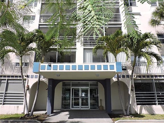 2nd image of 501 E Dania Beach Blvd APT 1A