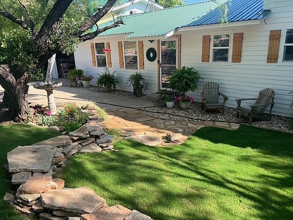 5th image of 325 Mohawk Rd