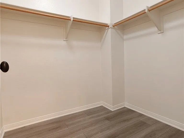 15765 Lindbergh Ave — Photo 17