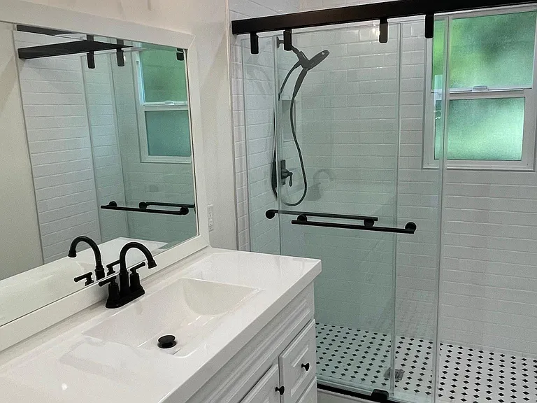 1201 S Orange Grove Ave #1 — Photo 5
