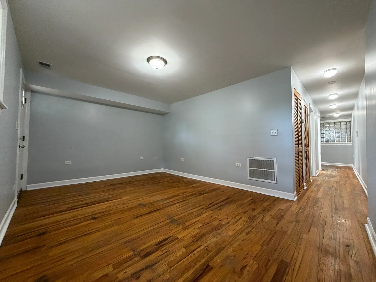 1 bed, 900 sqft, $1,850 — Photo 1