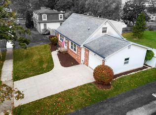 809 Stevens Dr, Owosso, MI 48867