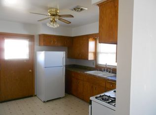 6179 Highland Ln APT 3, Greendale, WI 53129