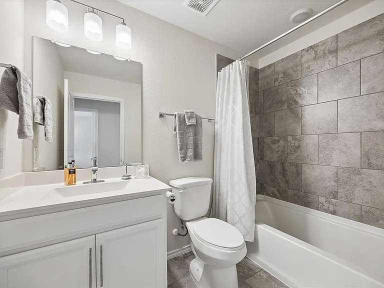 4026 Delta Rose St — Photo 24