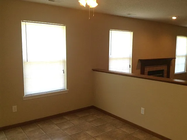8130 N Harvest Ln — Photo 7