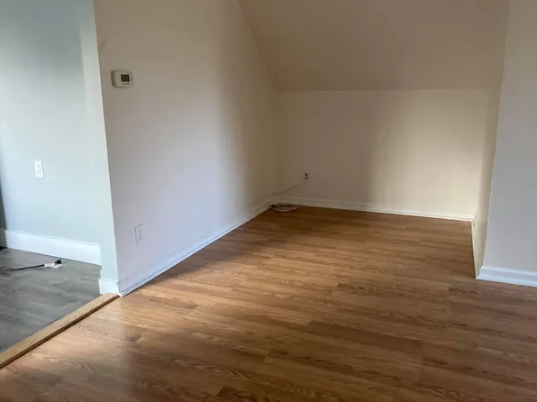 27 Glenwood St APT 3, Albany, NY 12208