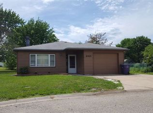 2421 Galloway Dr, Manhattan, KS 66502