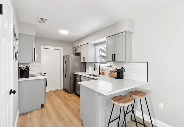 11199 Mayflower Rd — Photo 14