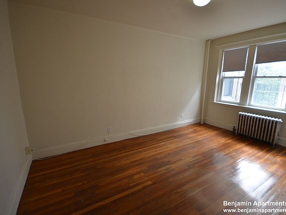 5th image of 1800 Commonwealth Ave APT 27