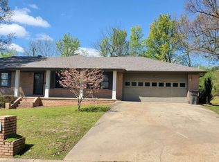 1410 Stafford St, Paragould, AR 72450