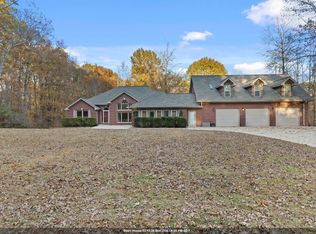 320 Cove Creek Rd, Florence, AL 35634