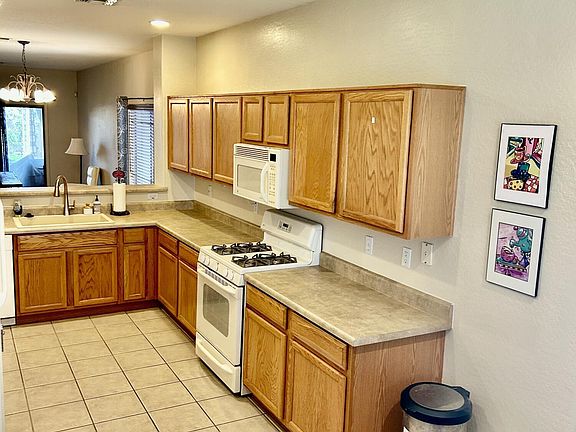 5th image of 13783 W CARIBBEAN Lane