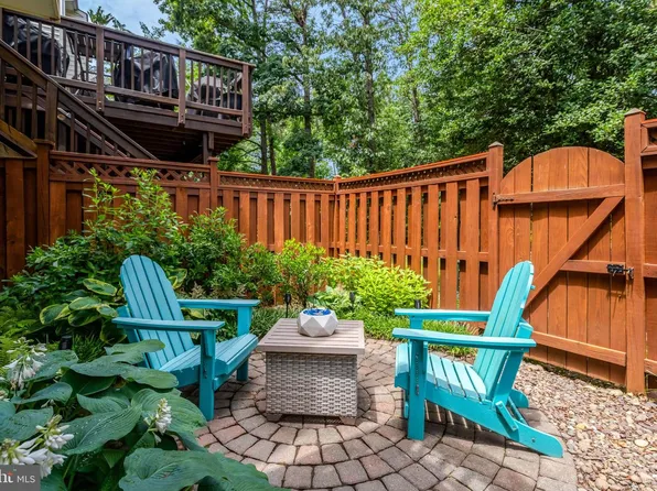 6138 Cinnamon Ct, Alexandria, VA 22310