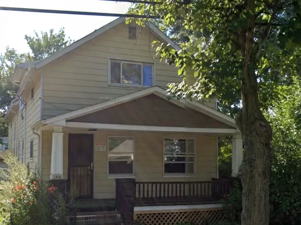3606 E 57th St, Cleveland, OH 44105