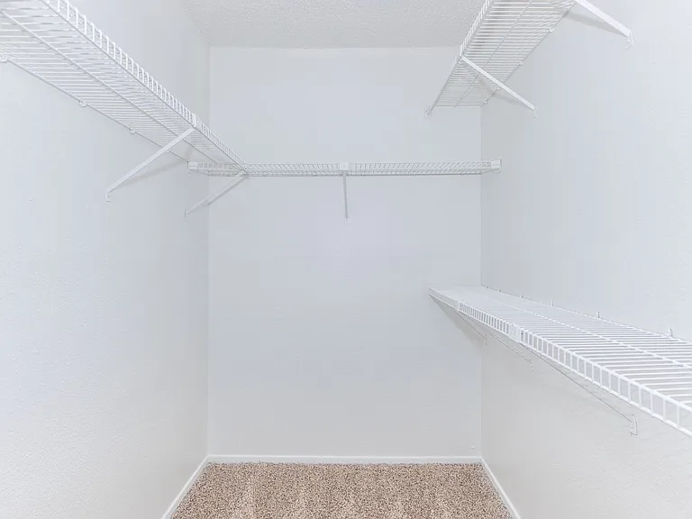 Coventry Park Apartments — Photo 48
