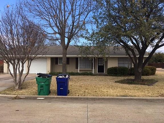 2nd image of 112 Linda Ln