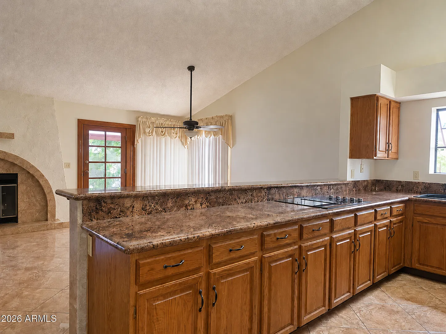 3 bed, 2153 sqft, $2,700 — Photo 3