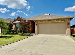 841 Holler Loop, Justin, TX 76247