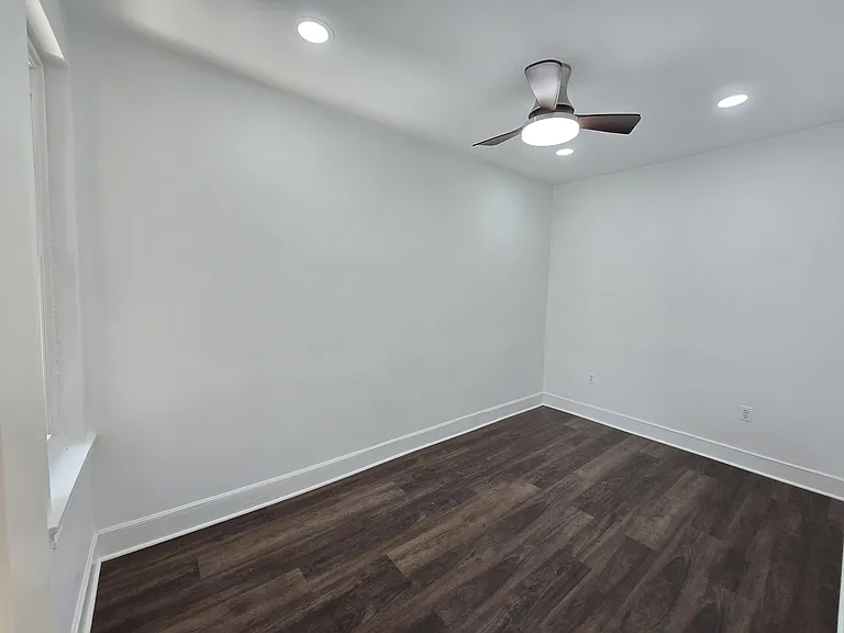 2613 Oakford St — Photo 9
