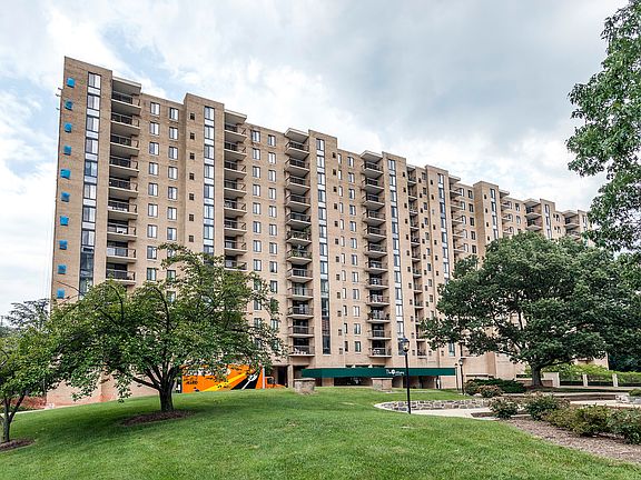 2nd image of 4500 S Four Mile Run Dr APT 806