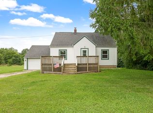 6150 County Road R, Oshkosh, WI 54902