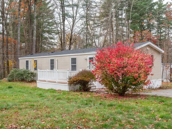 29 Wayne Drive #29, Derry, NH 03038